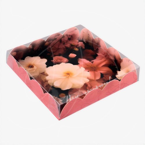 Коробка для сладостей с прозрачной крышкой "Ты прекрасна" 15х15х3 см 10702724